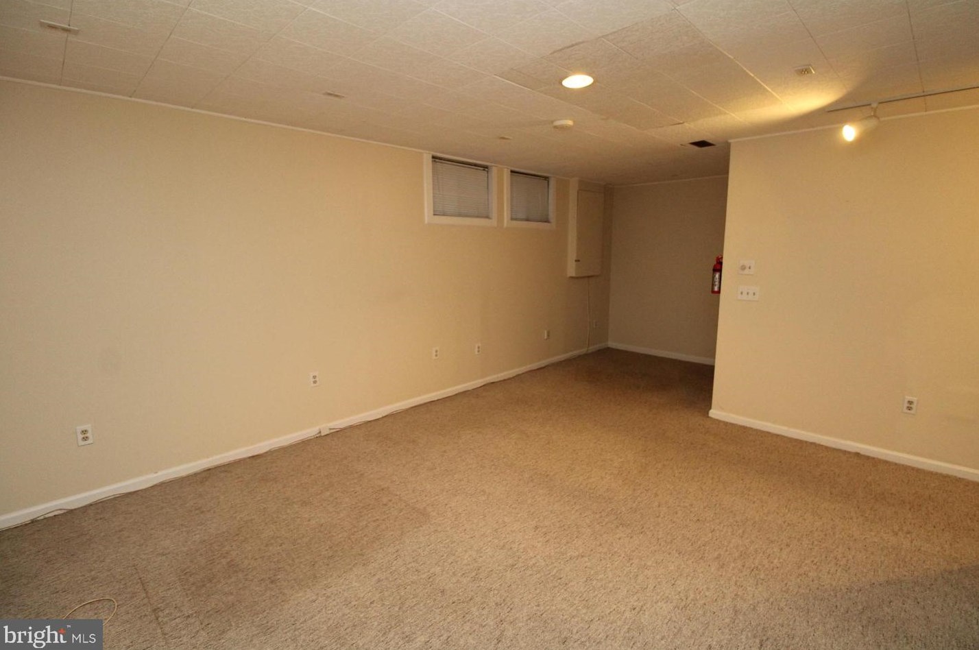 1602 Tanyard Hill Rd, Gaithersburg MD 20879-3210 exterior