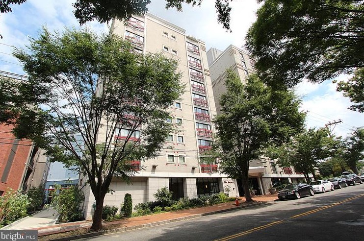 7915 Eastern Ave #908, Silver Spring, MD 20910