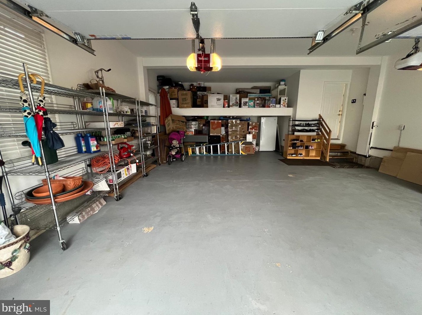 200 Long Trail Ln, Rockville MD 20850-7771 exterior