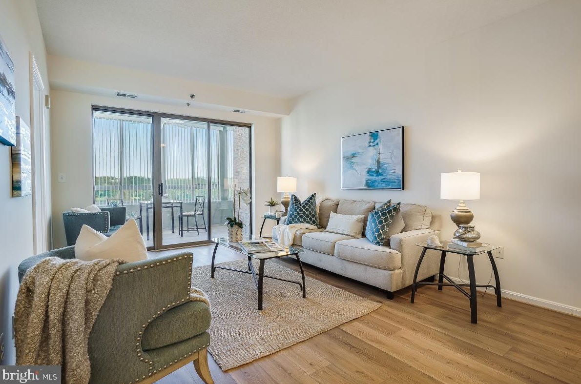 3210 N Leisure World Blvd #1011, Silver Spring, MD 20906