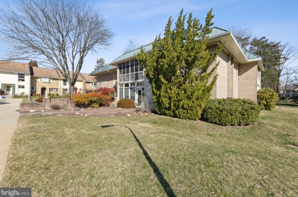 3563 S Leisure World Blvd #23-2c, Silver Spring, MD 20906