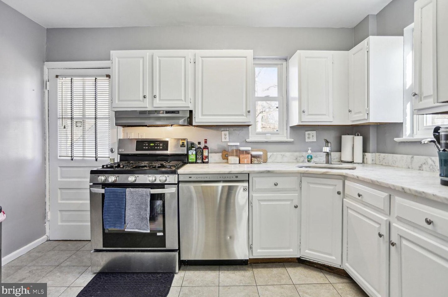 8216 Roanoke Ave, Silver Spring, MD 20912