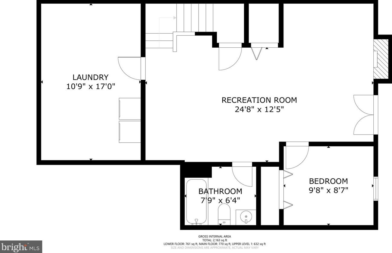 8628 Fountain Valley Dr, Gaithersburg MD  20886-5673 exterior