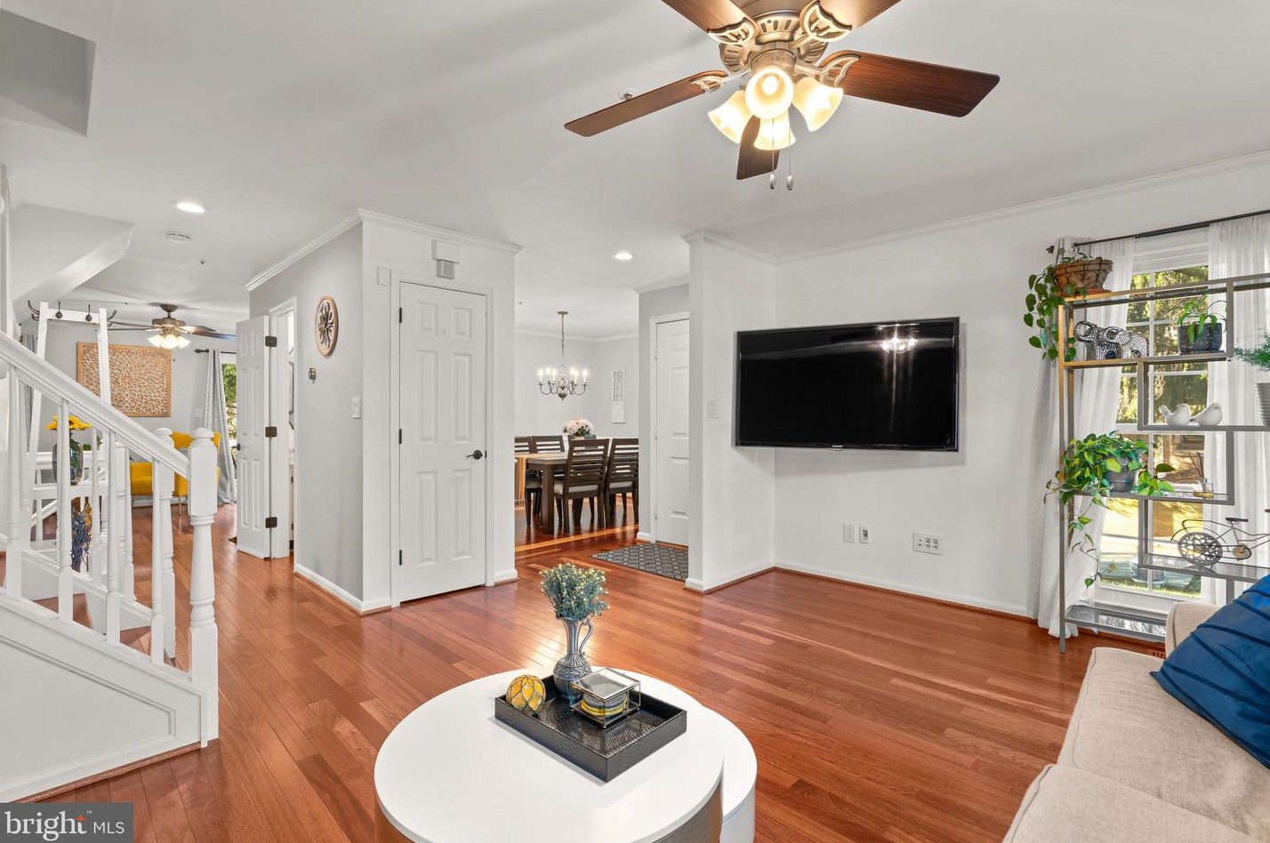 8628 Fountain Valley Dr, Gaithersburg MD  20886-5673 exterior