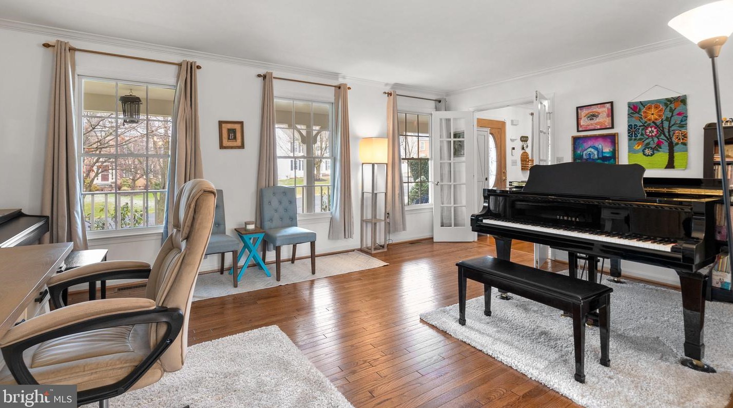 4208 Thorncroft Ter, Olney MD  20832-2950 exterior