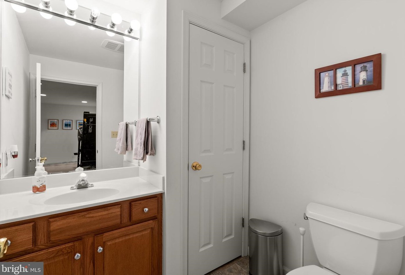 4208 Thorncroft Ter, Olney MD  20832-2950 exterior