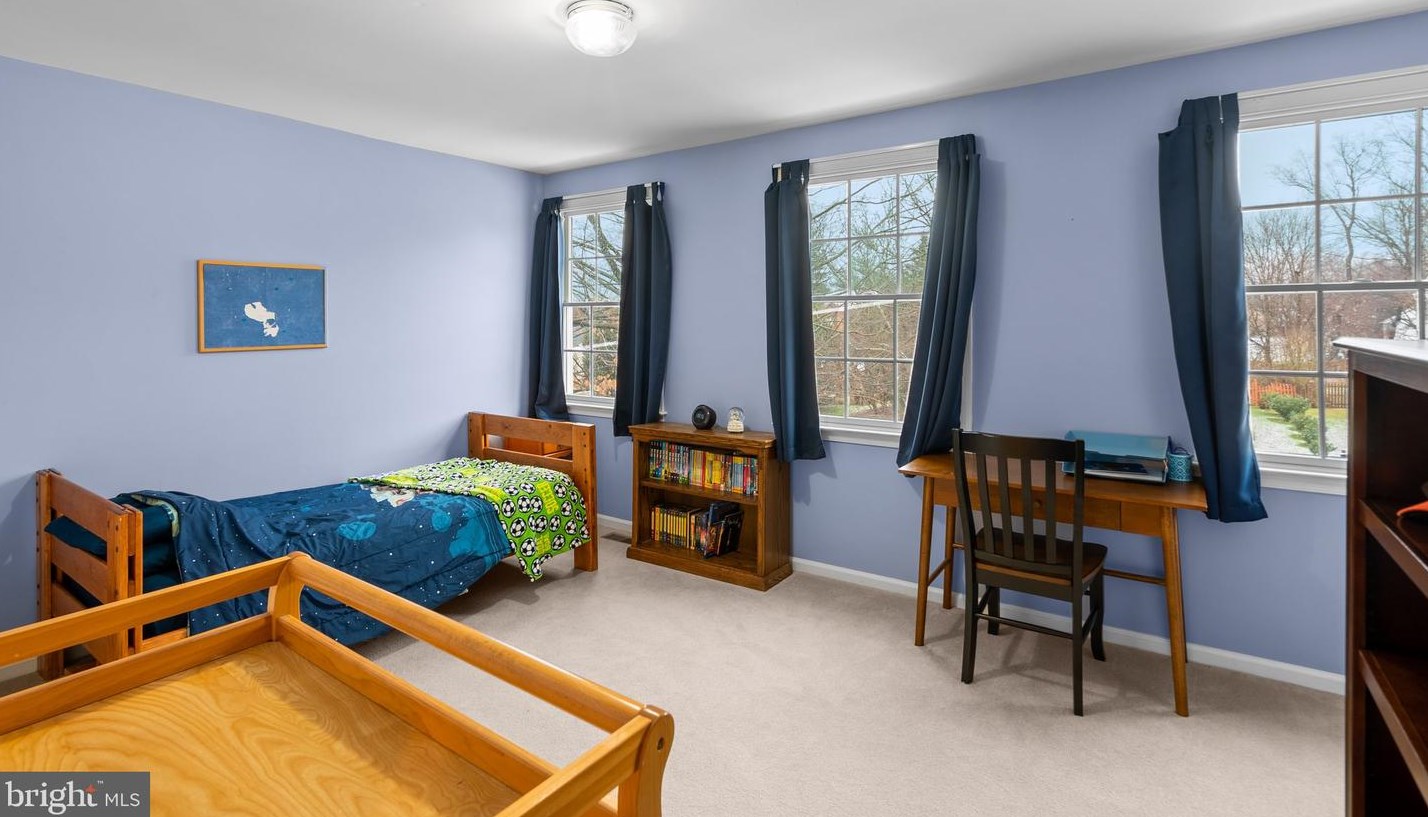 4208 Thorncroft Ter, Olney MD  20832-2950 exterior