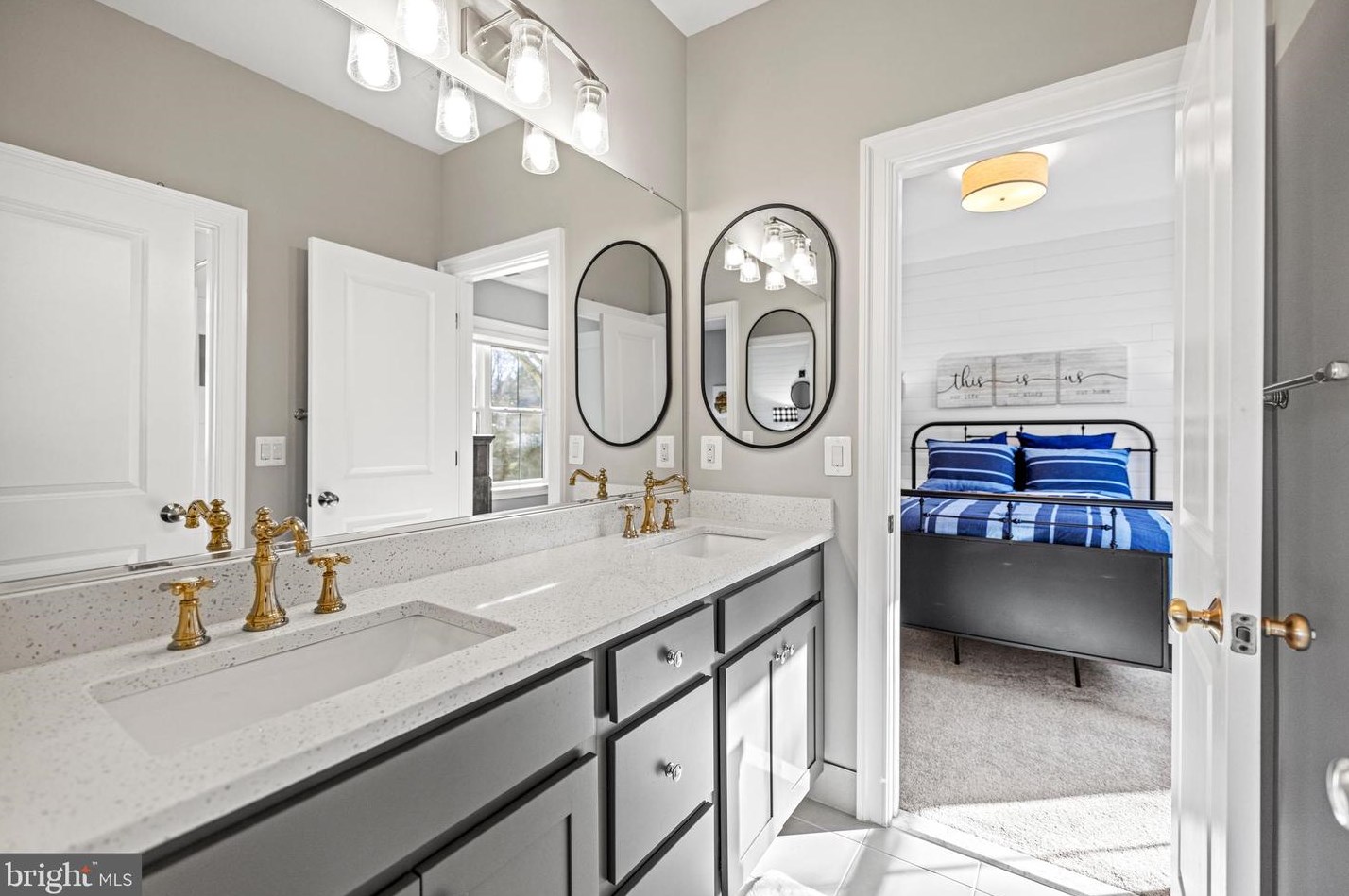 5816 Kingswood Rd, Bethesda MD 20814-1822 exterior