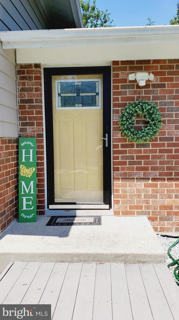 25004 Woodfield School Rd, Gaithersburg MD  20882-3711 exterior