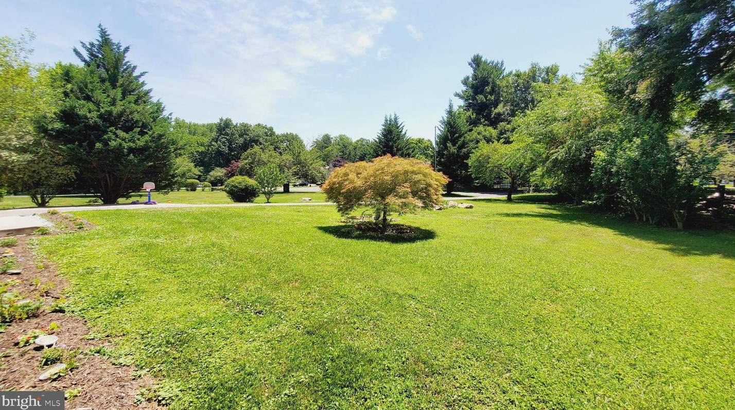 25004 Woodfield School Rd, Gaithersburg MD  20882-3711 exterior