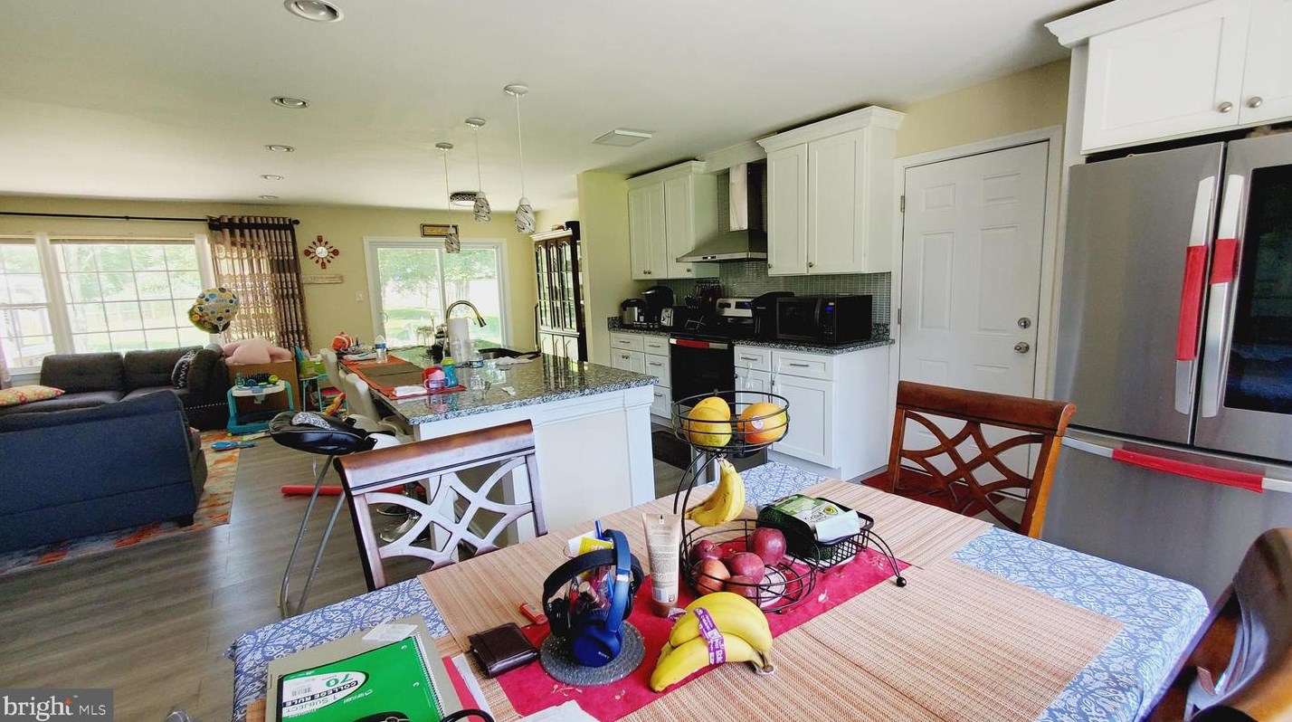 25004 Woodfield School Rd, Gaithersburg MD  20882-3711 exterior