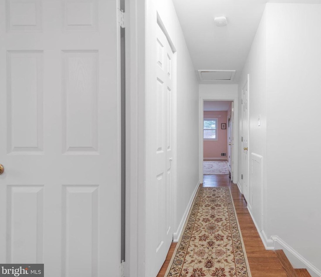 15300 Beaufort Pl, Silver Spring MD  20905-4202 exterior