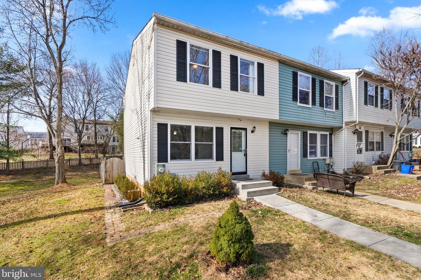 728 Oxford Square Dr, Silver Spring, MD 20905