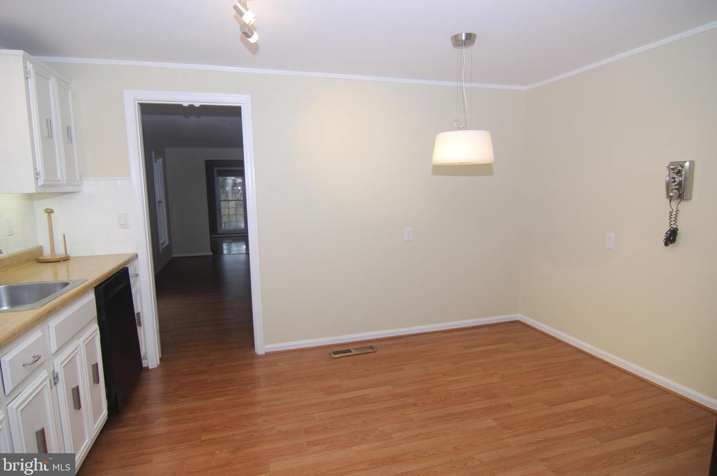 9632 Whetstone Dr, Gaithersburg MD  20886-3113 exterior