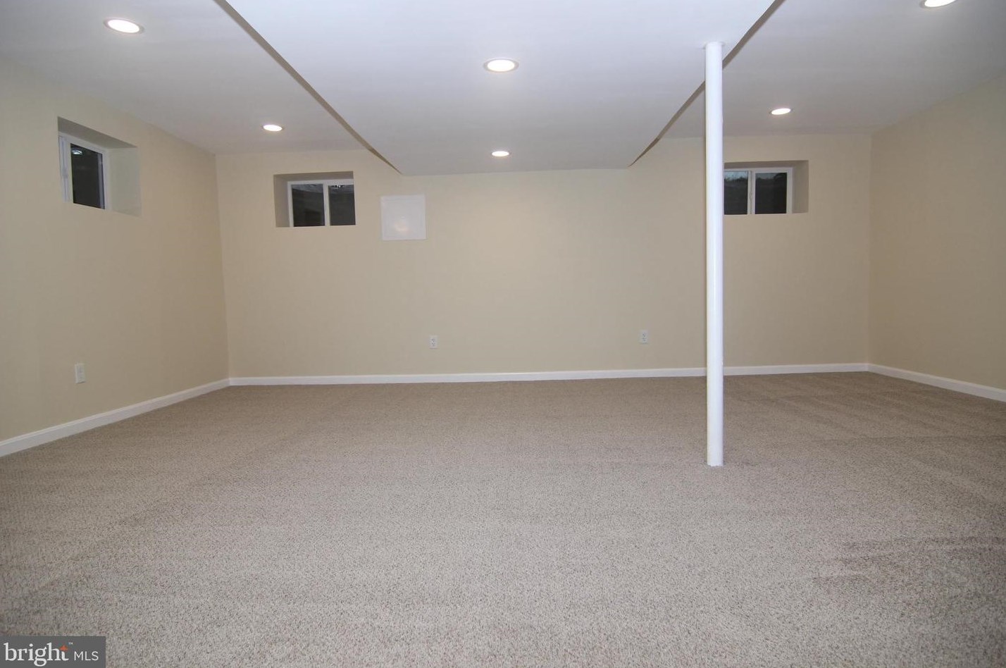 9632 Whetstone Dr, Gaithersburg MD  20886-3113 exterior