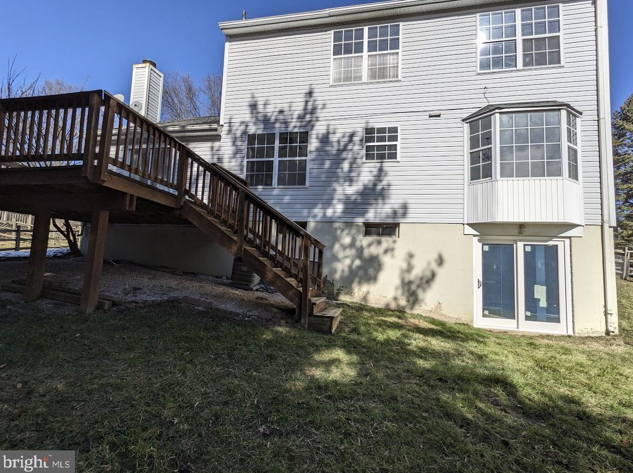 18404 Flower Hill Way, Gaithersburg MD  20879-4649 exterior