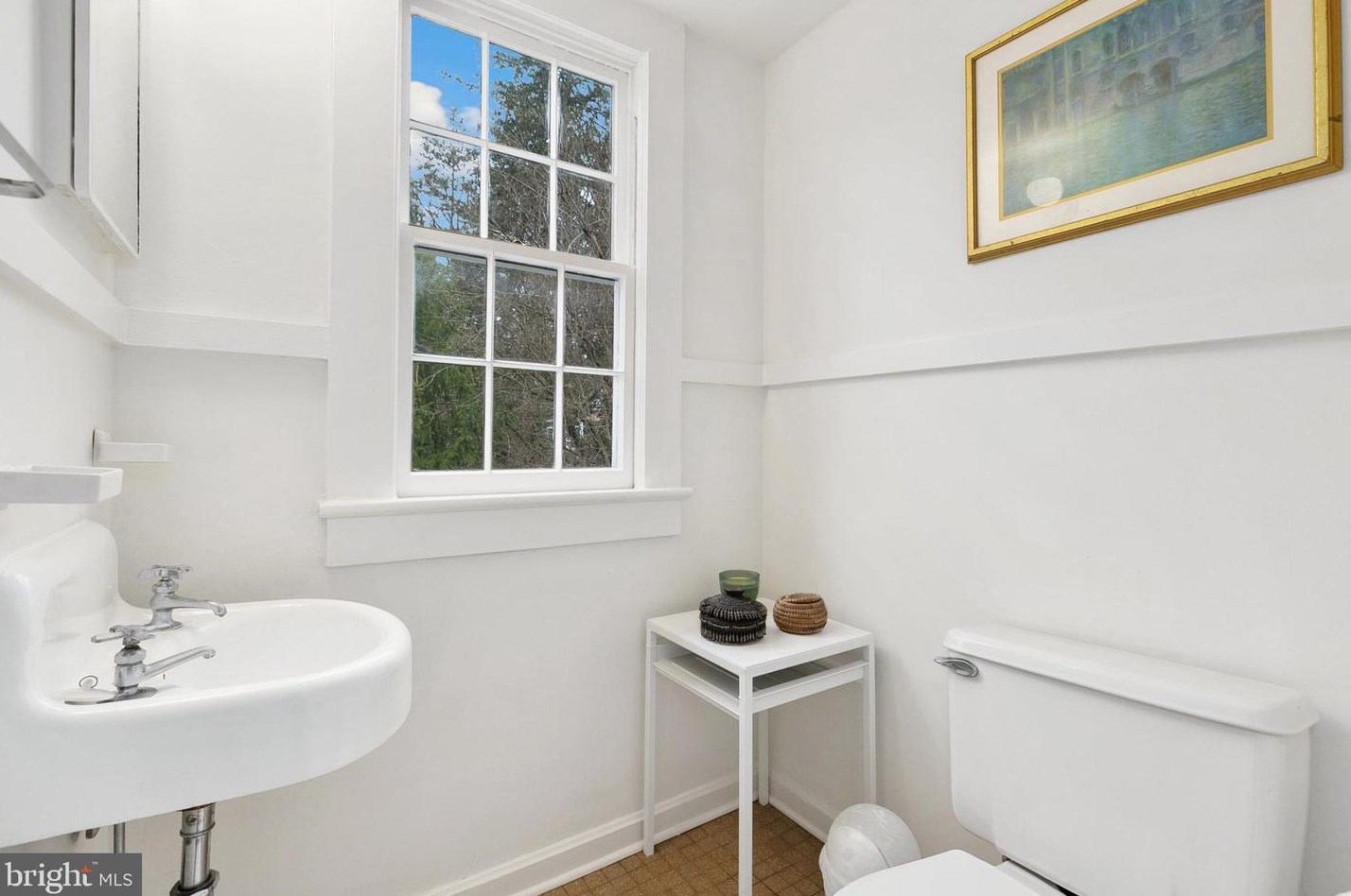 6901 Westmoreland Ave, Silver Spring MD 20912-4409 exterior