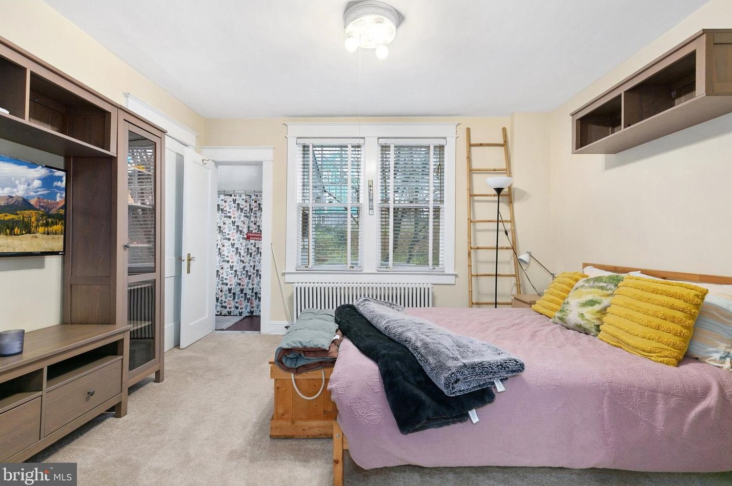 6901 Westmoreland Ave, Silver Spring MD 20912-4409 exterior