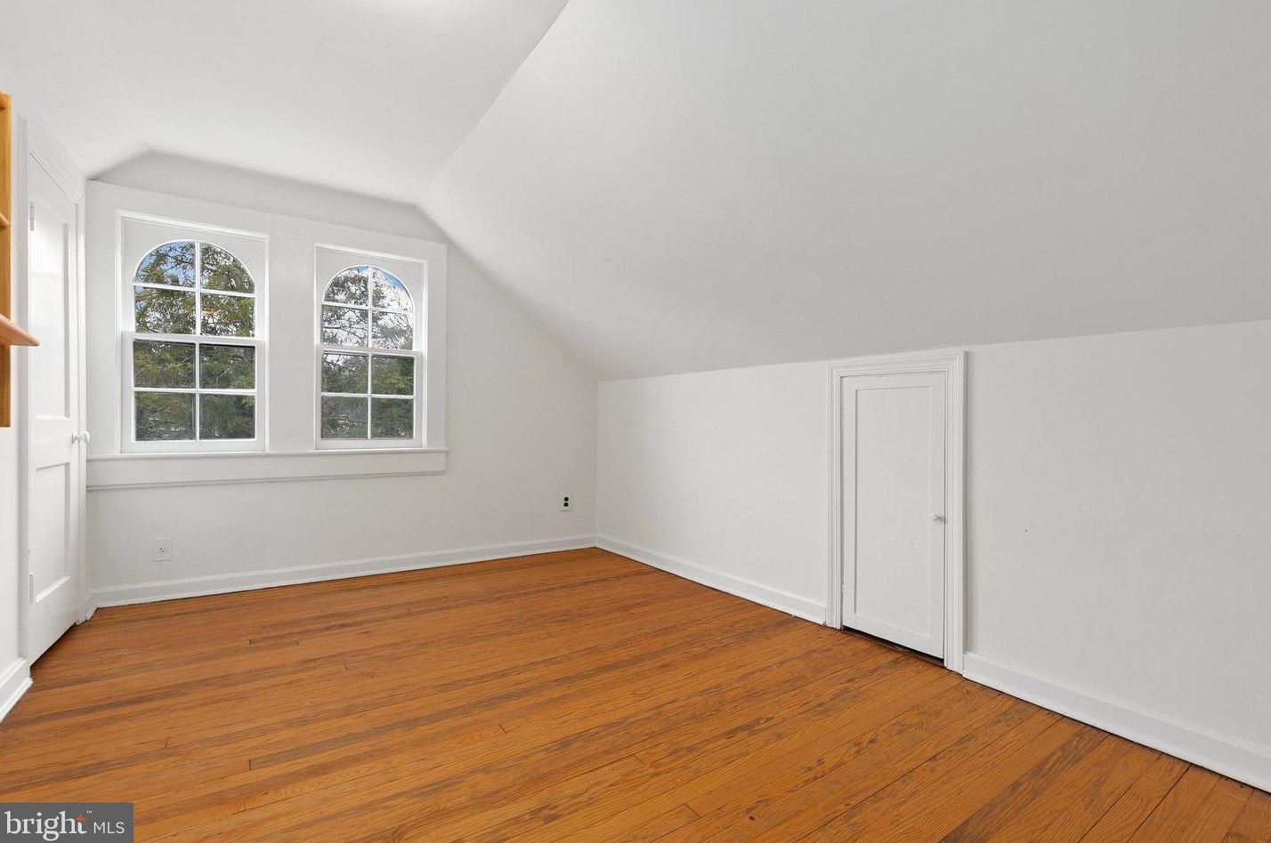 6901 Westmoreland Ave, Silver Spring MD 20912-4409 exterior