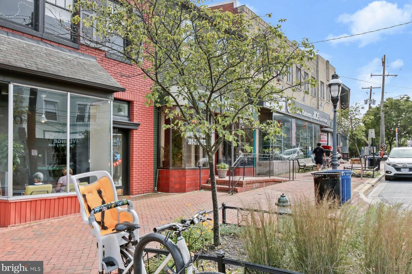 6901 Westmoreland Ave, Silver Spring MD 20912-4409 exterior