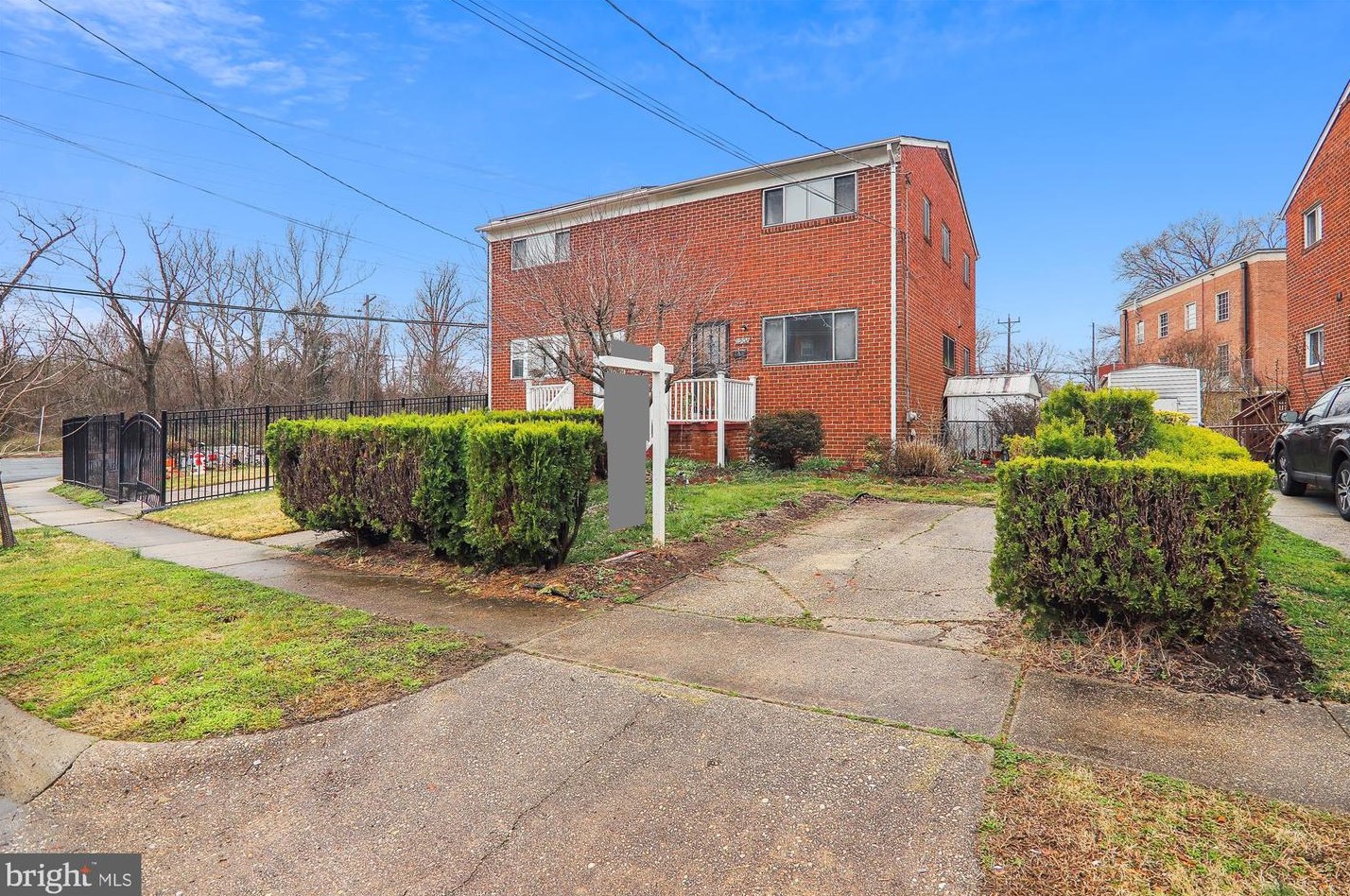 11902 Dalewood Dr, Silver Spring, MD 20902