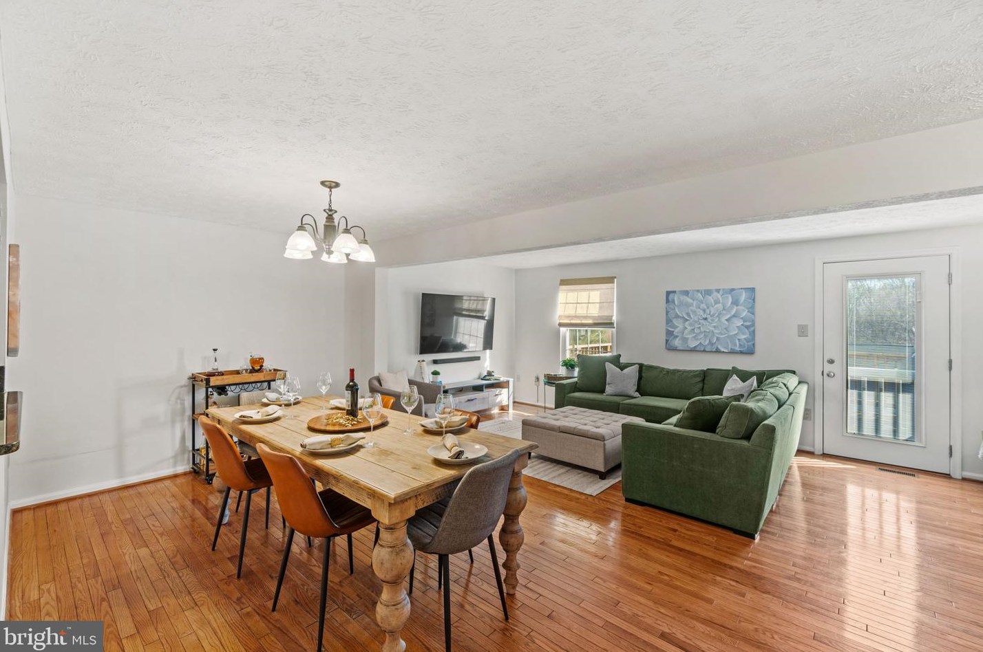 520 Palmspring Dr, Gaithersburg MD  20878-2971 exterior