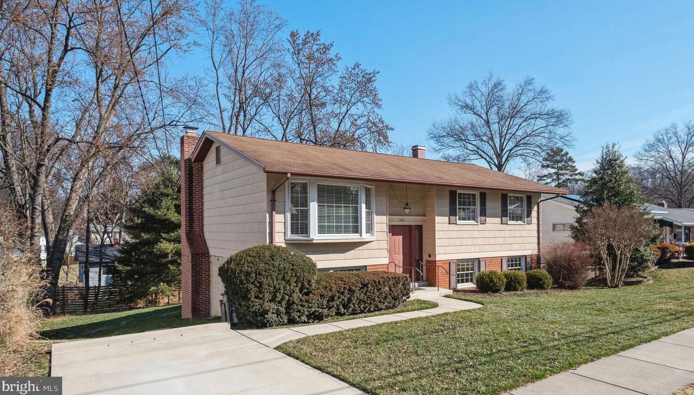 523 Carr Ave, Rockville, MD 20850-2110