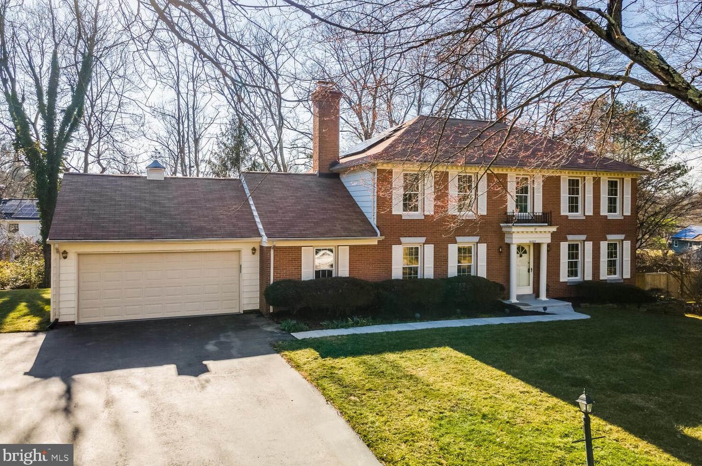 15227 Red Clover Dr, Rockville, MD 20853-1645