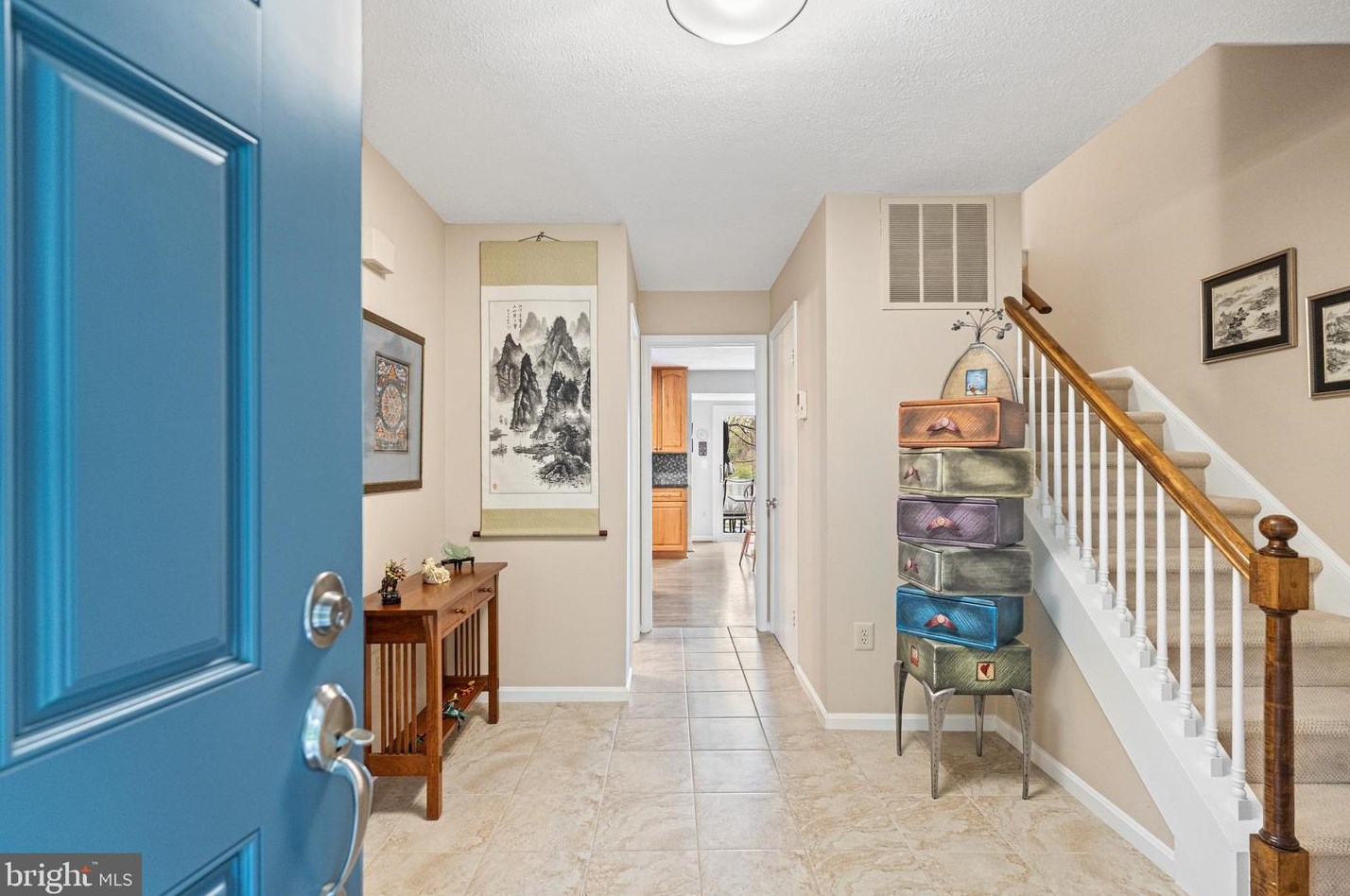 11811 Dinwiddie Dr, Rockville, MD 20852-4459