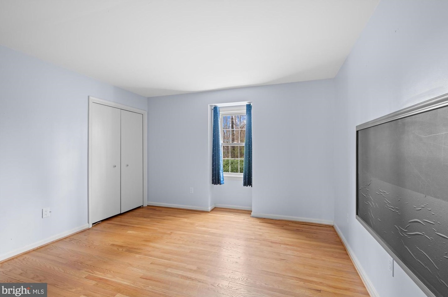 207 Summit Hall Rd, Gaithersburg MD  20877-1825 exterior