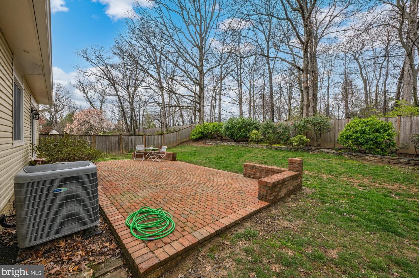 207 Summit Hall Rd, Gaithersburg MD  20877-1825 exterior