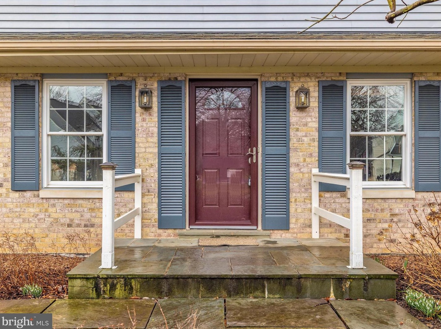 7232 Grinnell Dr, Rockville, MD 20855-2725