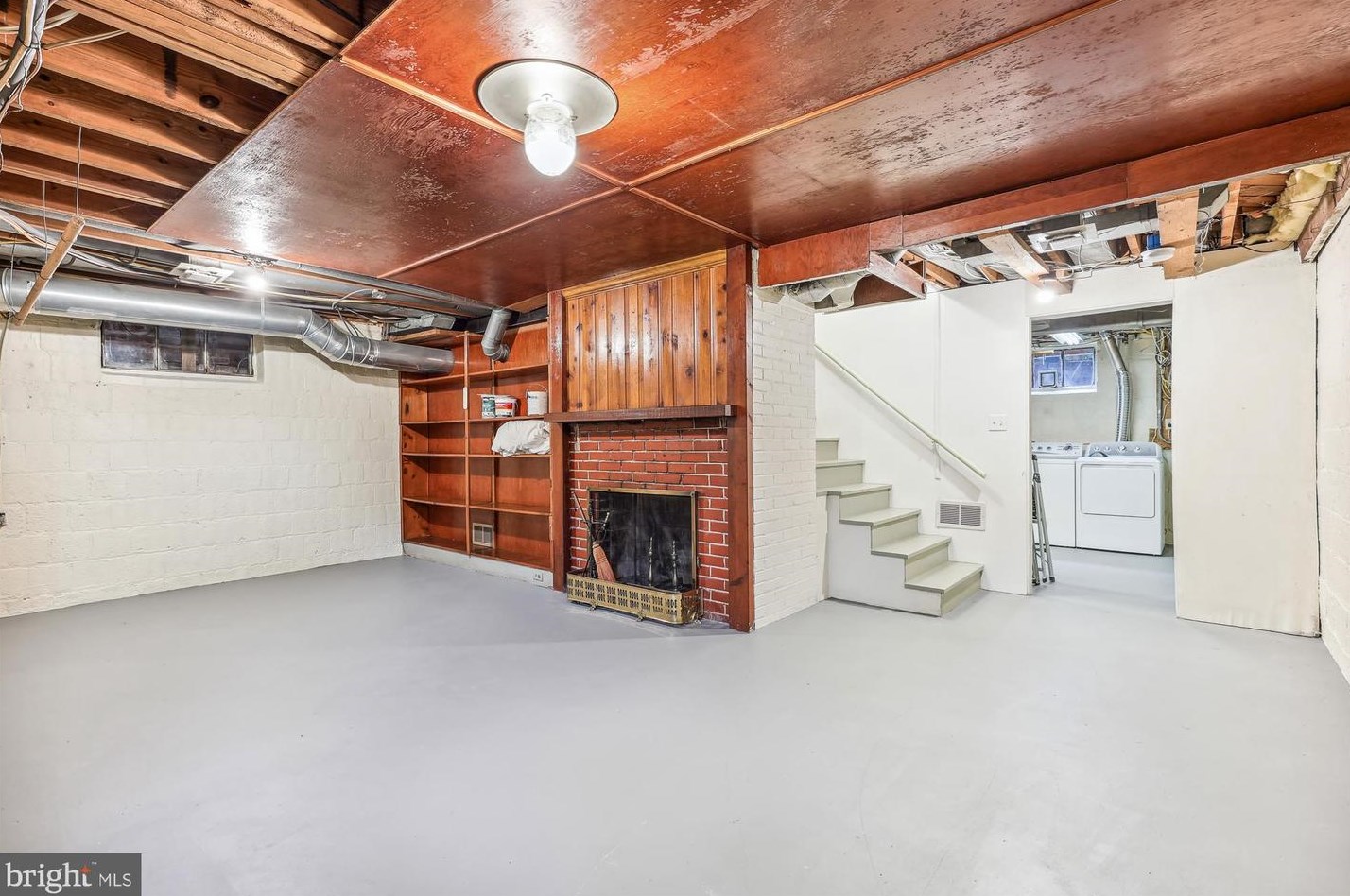 109 Williamsburg Dr, Silver Spring MD 20901-2727 exterior