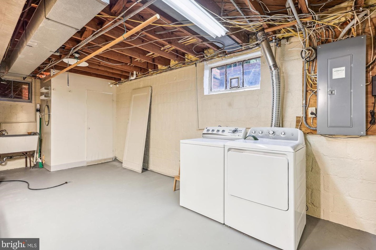 109 Williamsburg Dr, Silver Spring MD 20901-2727 exterior