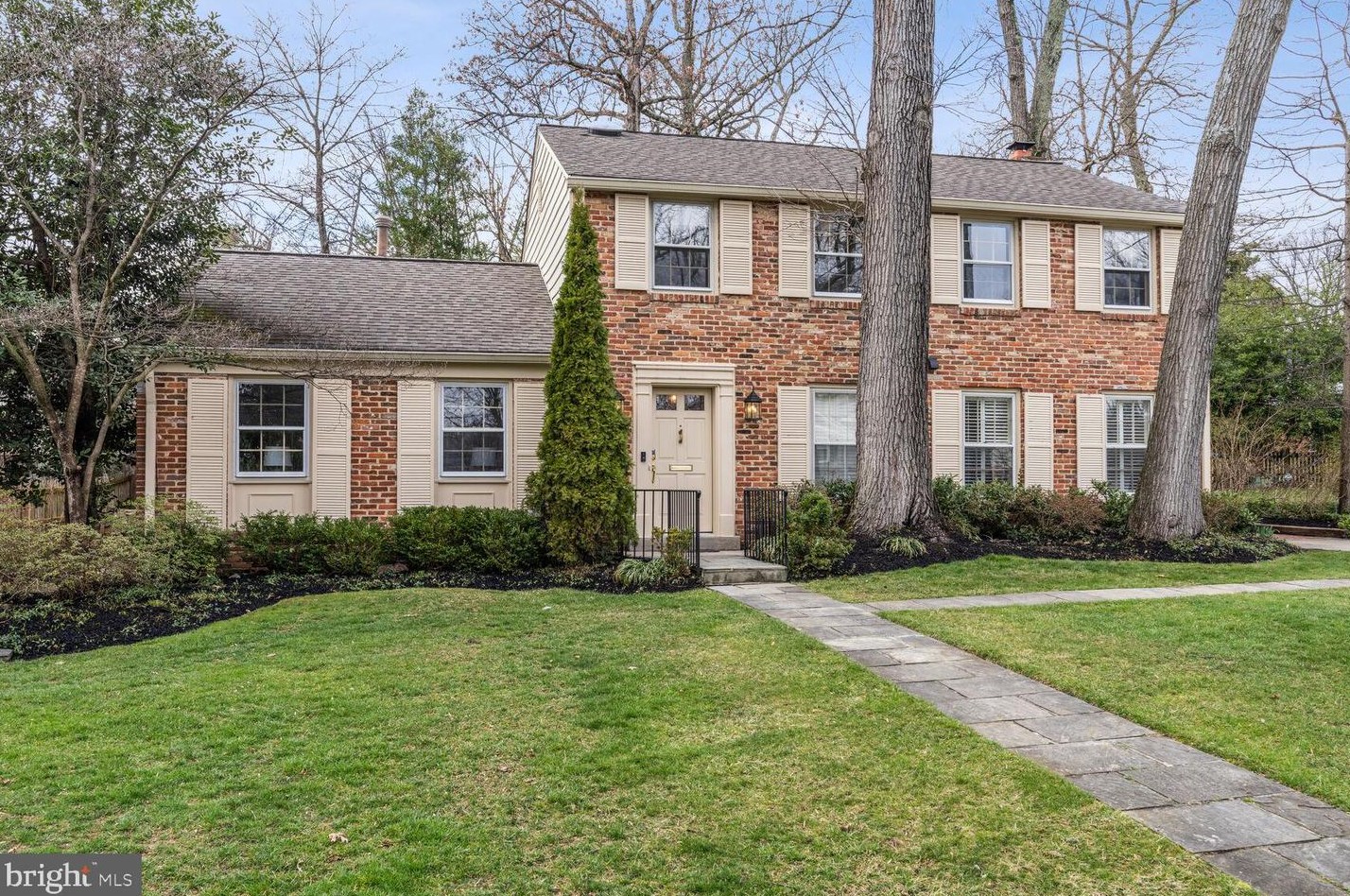 11804 Devilwood Dr, Rockville, MD 20854-3407