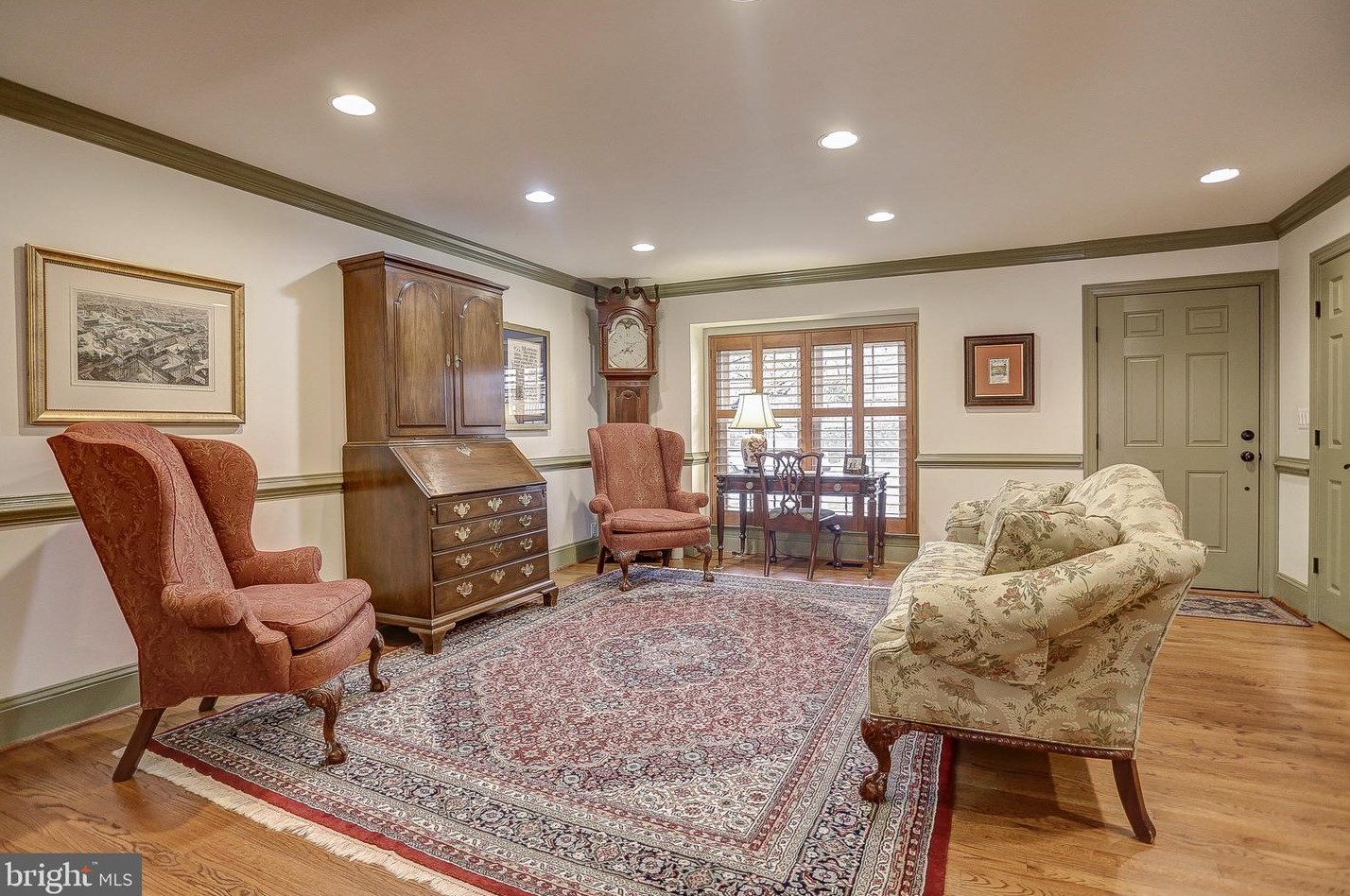 9817 Campbell Dr, Kensington, MD 20895-3155