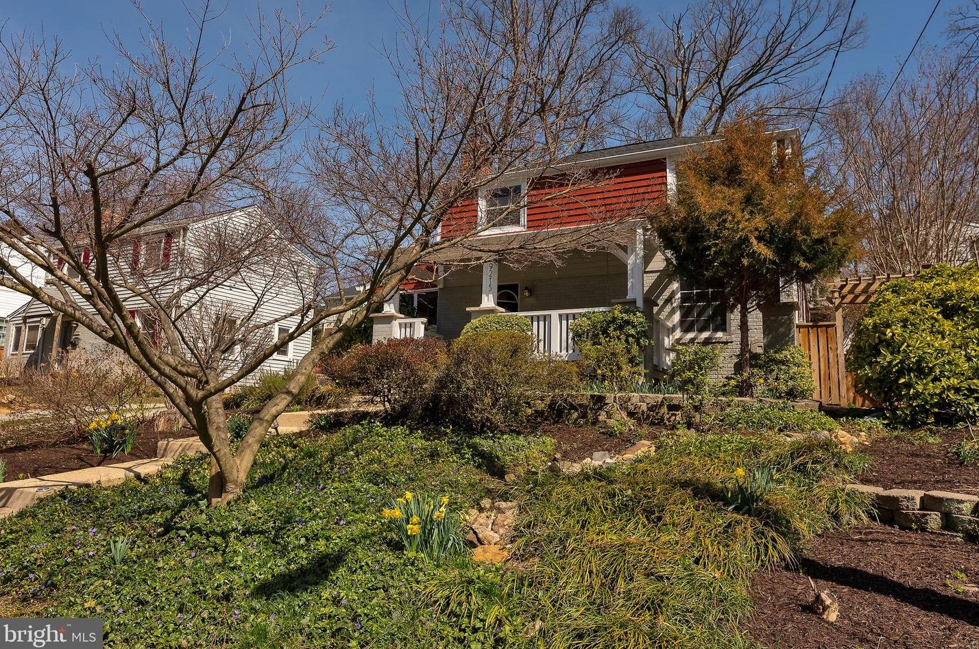 9215 Long Branch Pkwy, Silver Spring, MD 20901