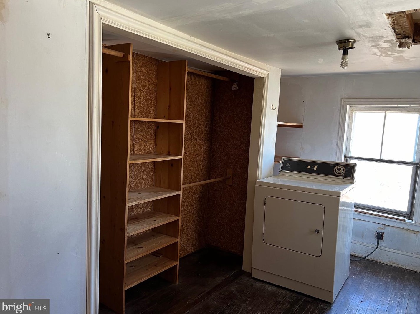 6 High St, Unity MD  20833-2500 exterior