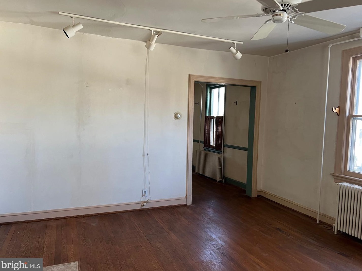 6 High St, Unity MD  20833-2500 exterior