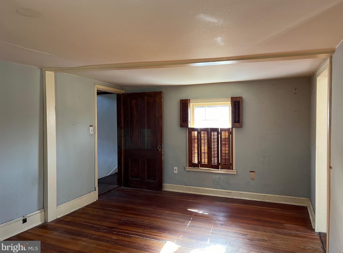 6 High St, Unity MD  20833-2500 exterior