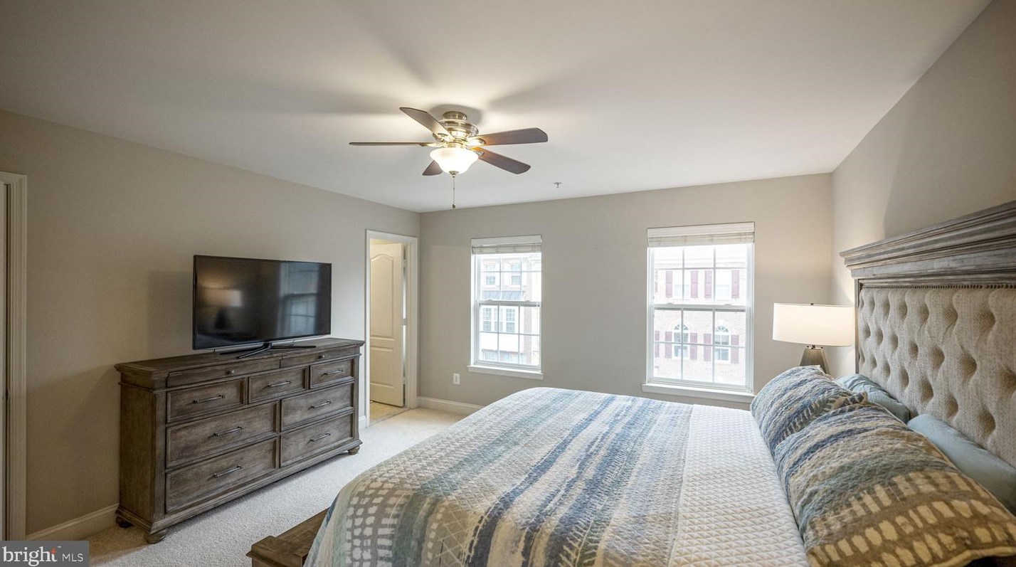 12702 Horseshoe Bend Cir, Clarksburg MD  20871-9387 exterior