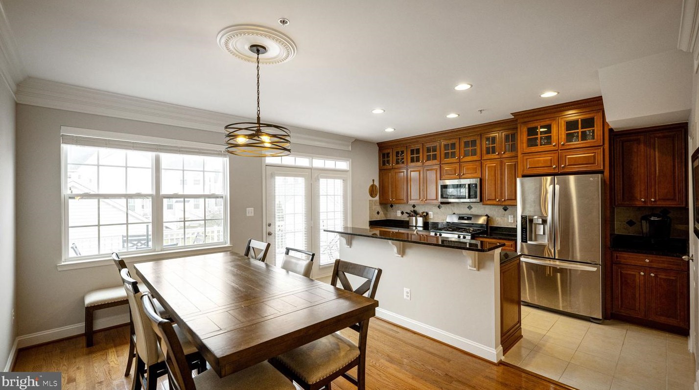 12702 Horseshoe Bend Cir, Clarksburg MD  20871-9387 exterior