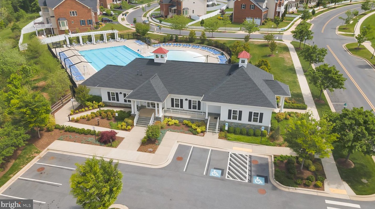 12702 Horseshoe Bend Cir, Clarksburg MD  20871-9387 exterior