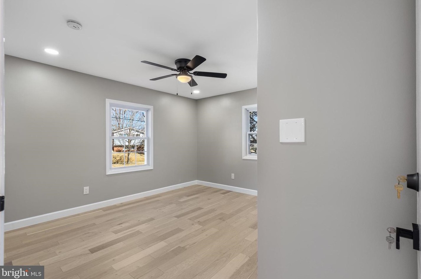 4612 Eades St, Rockville MD  20853-3021 exterior