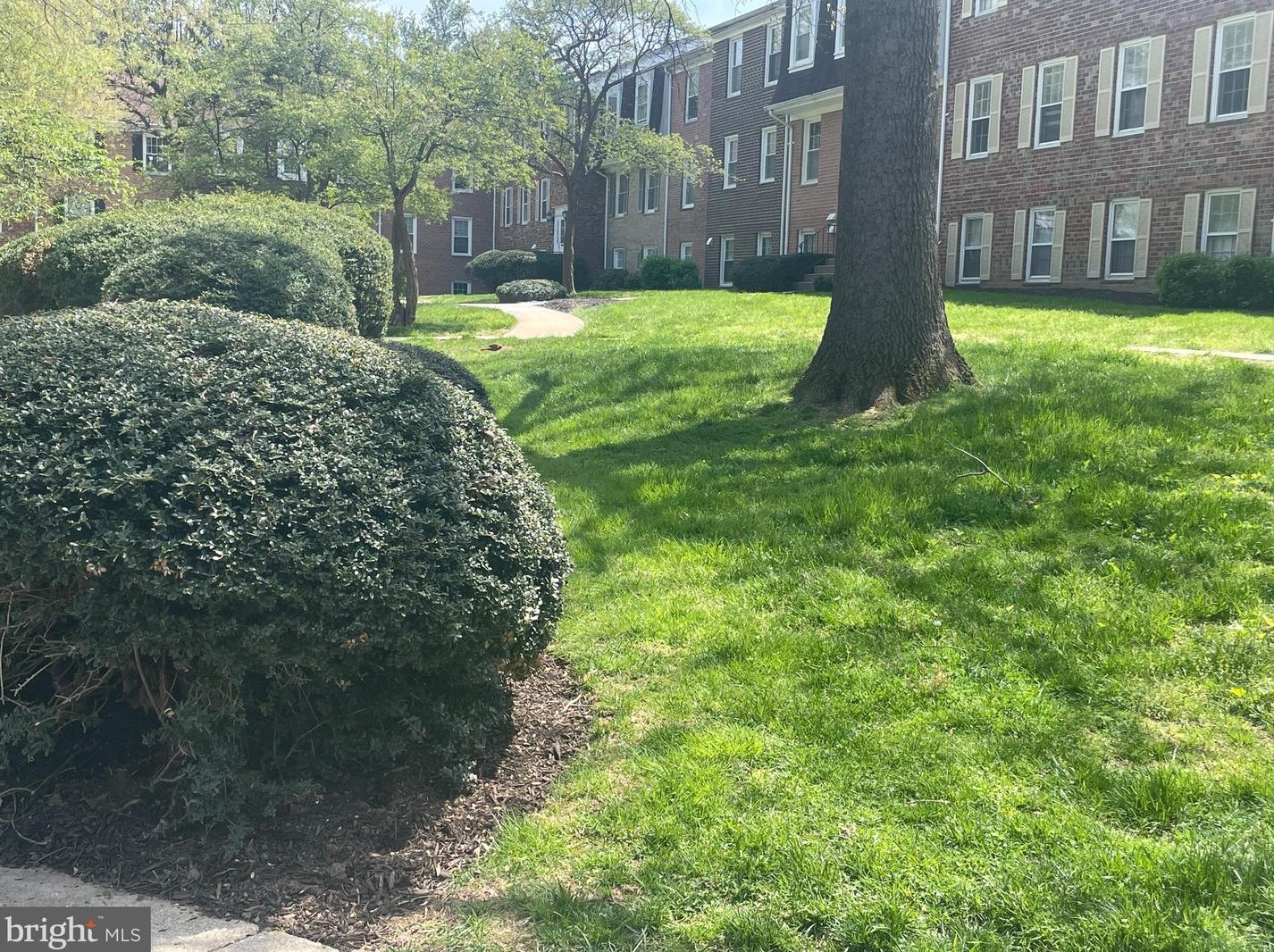 742 Quince Orchard Blvd, Gaithersburg MD  20878-1534 exterior