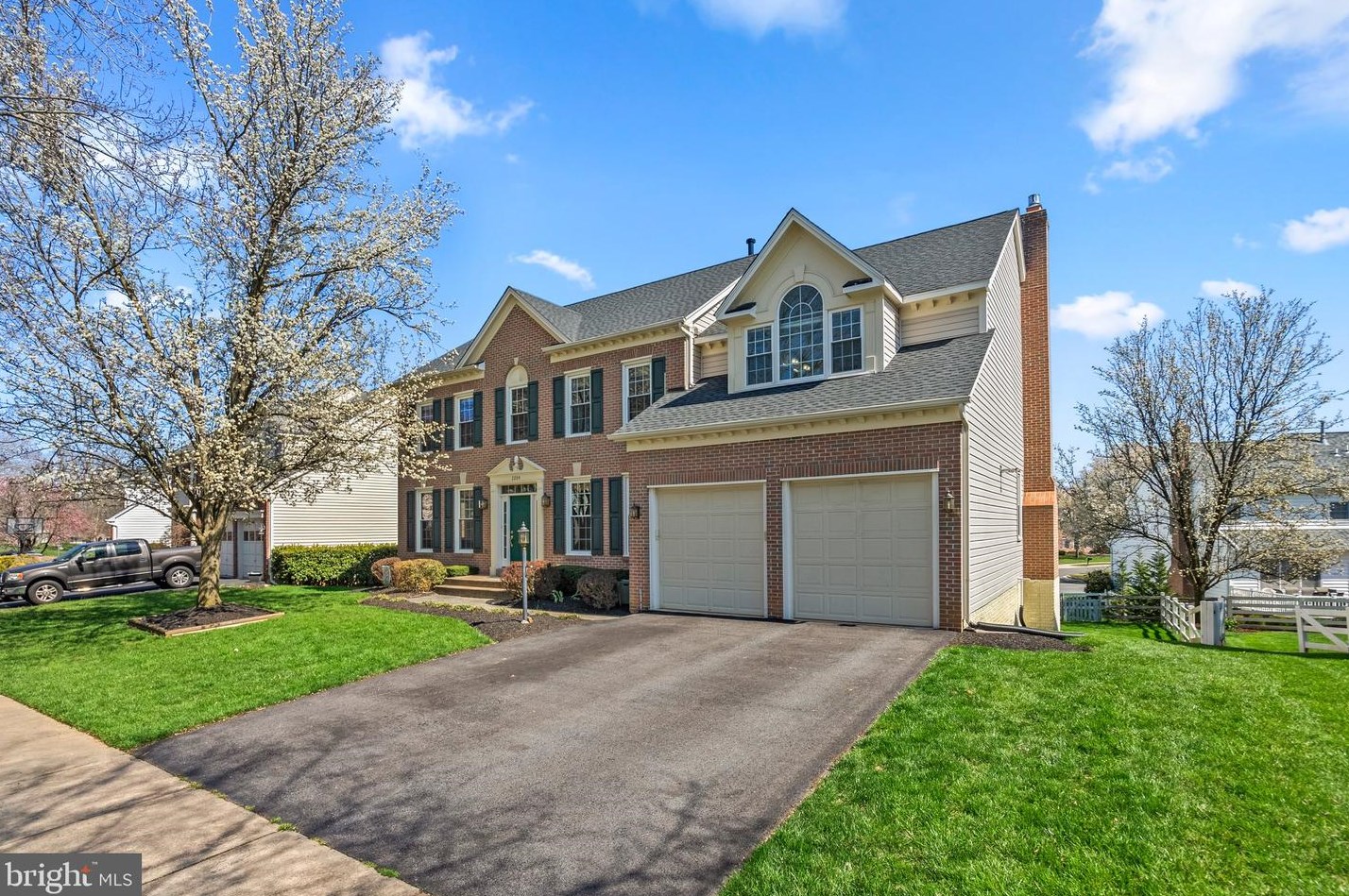 2204 Honeystone Way, Unity, MD 20833