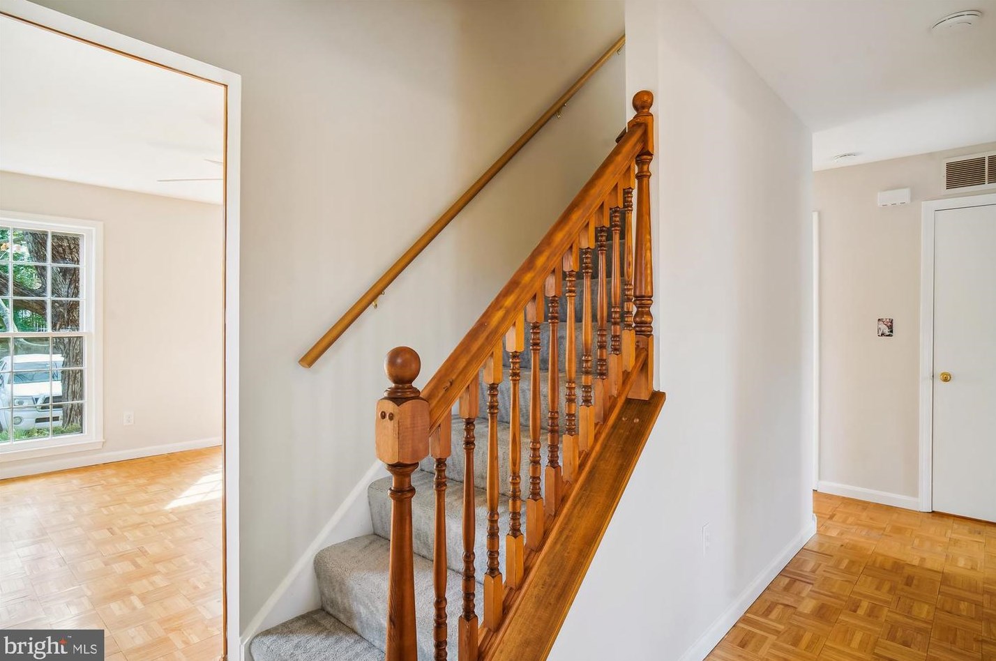 9363 Bremerton Way, Gaithersburg MD 20886-1419 exterior