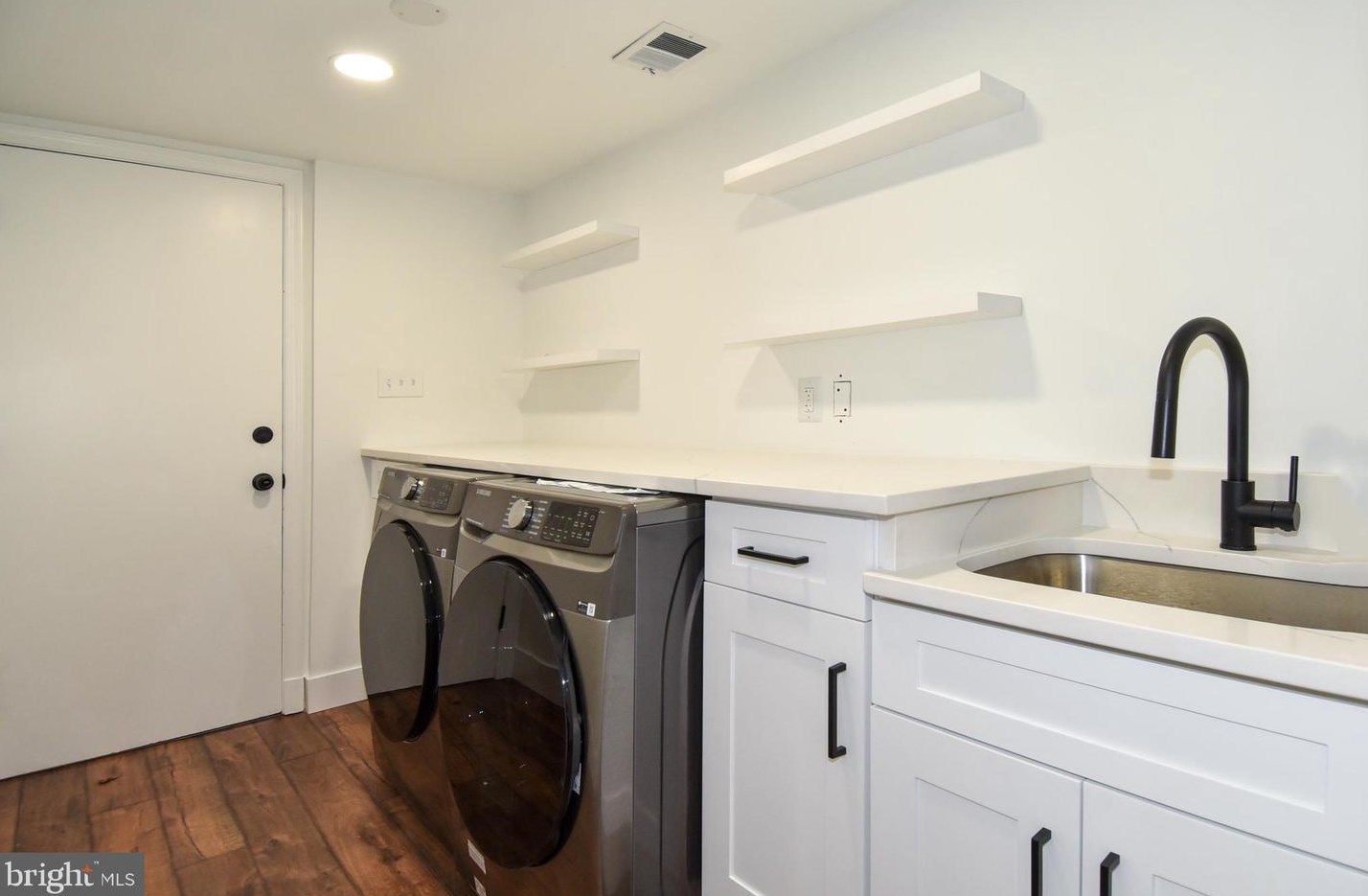 12415 Kemp Mill Rd, Silver Spring MD 20902-1717 exterior