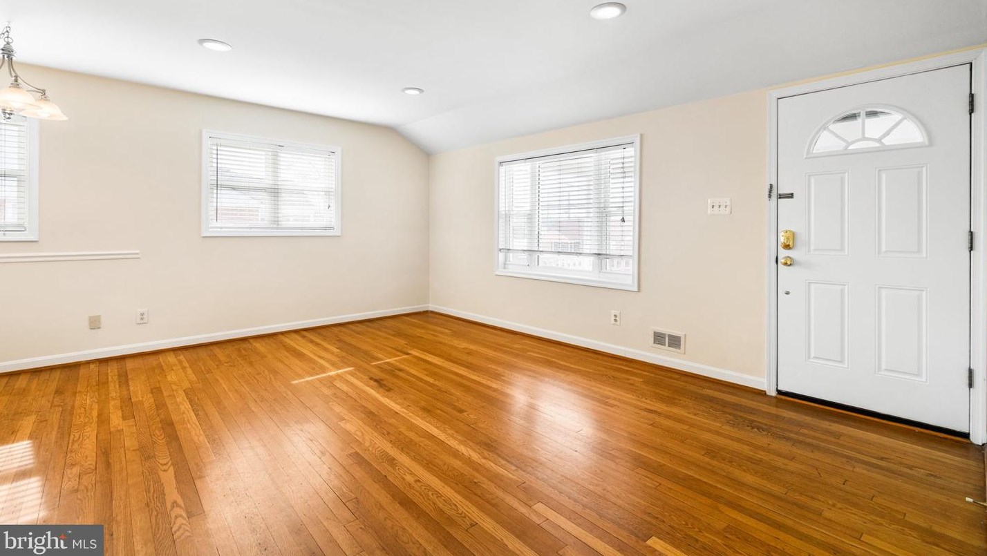 4605 Adrian St, Rockville MD  20853-3448 exterior