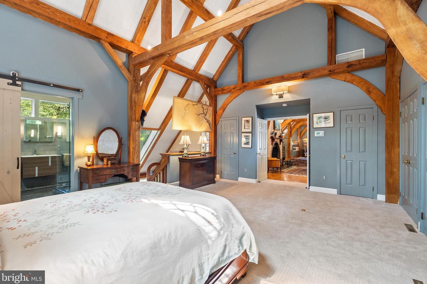 7211 Brookstone Ct, Rockville MD 20854-4838 exterior